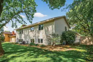 1390 76th Ave NE, Fridley, MN 55432 - Photo 25