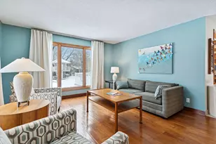 3237 Shores Blvd, Wayzata, MN 55391 - Photo 7