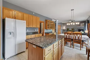 1536 Stonewood Ln, Eagan, MN 55122 - Photo 11