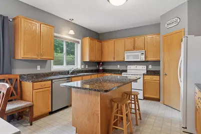 1536 Stonewood Lane, Eagan, MN 55122 - Photo 9