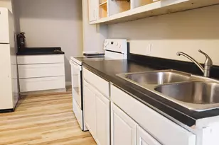 221 E 8th St, Winona, MN 55987 - Photo 3