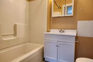 53 W 9th St, Winona, MN 55987 - Photo 5