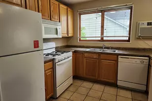 53 W 9th St, Winona, MN 55987 - Photo 3