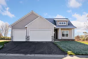 1772 Spruce St, Farmington, MN 55024 - Photo 3