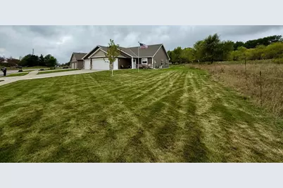 3951 21st Avenue S, Saint Cloud, MN 56301 - Photo 1