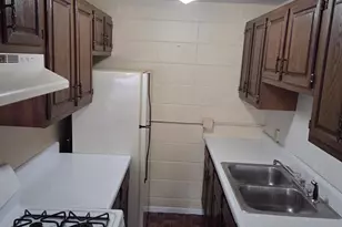 1368 7th St E, Saint Paul, MN 55106 - Photo 5