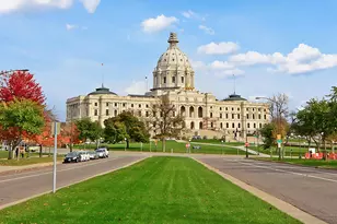 1181 Edgcumbe Rd, Saint Paul, MN 55105 - Photo 23