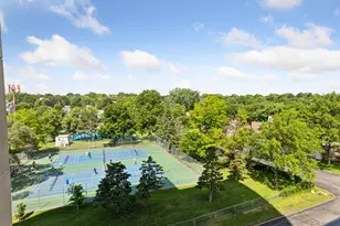 1181 Edgcumbe Rd, Saint Paul, MN 55105 - Photo 11