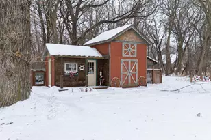 17395 540 Ave, Austin, MN 55912 - Photo 7