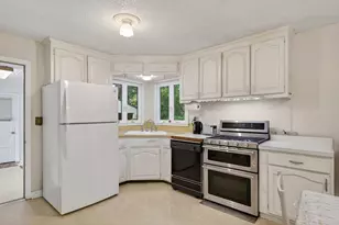 2911 Troseth Rd, Roseville, MN 55113 - Photo 7