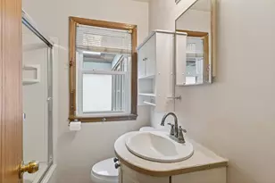 2911 Troseth Rd, Roseville, MN 55113 - Photo 11