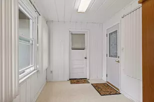 2911 Troseth Rd, Roseville, MN 55113 - Photo 9