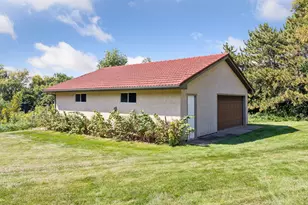 4838 Crown Ln, Woodbury, MN 55129 - Photo 5