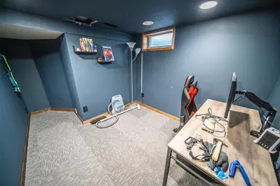 930 13th Avenue NE, Rochester, MN 55906 - Photo 33