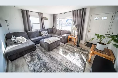 930 13th Avenue NE, Rochester, MN 55906 - Photo 5