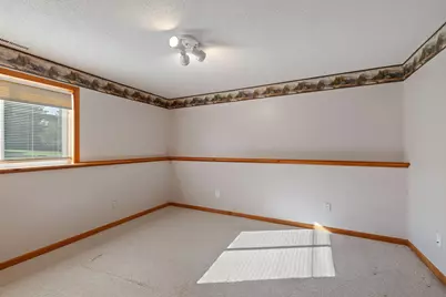 832 S Elm Street, Belle Plaine, MN 56011 - Photo 27