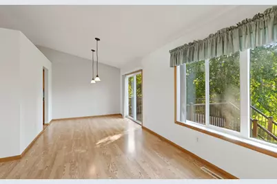 832 S Elm Street, Belle Plaine, MN 56011 - Photo 19