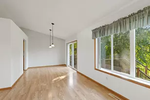 832 S Elm St, Belle Plaine, MN 56011 - Photo 19