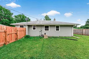 2267 Shawnee Dr, North Saint Paul, MN 55109 - Photo 23