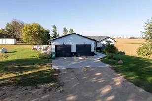 3271 425th Ave, Janesville, MN 56048 - Photo 99