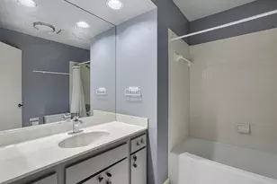 1235 Yale Pl, Minneapolis, MN 55403 - Photo 11