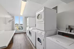 433 S 7th St, Minneapolis, MN 55415 - Photo 17