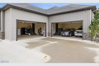 7342 15th Street S, Fargo, ND 58104 - Photo 57