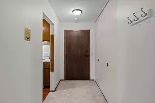 4380 Brookside Ct, Edina, MN 55436 - Photo 15