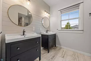 6028 Silverleaf Dr S, Fargo, ND 58104 - Photo 19