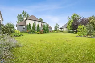 6028 Silverleaf Dr S, Fargo, ND 58104 - Photo 41