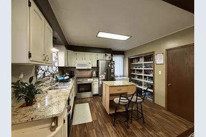 202 S 6th Street, Montevideo, MN 56265 - Photo 15