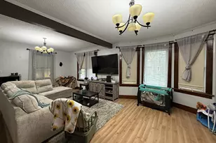 202 S 6th St, Montevideo, MN 56265 - Photo 9