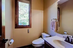 18658 Ponderosa Ct, Eden Prairie, MN 55347 - Photo 27