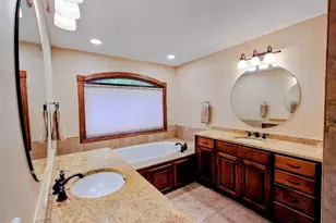 18658 Ponderosa Ct, Eden Prairie, MN 55347 - Photo 33