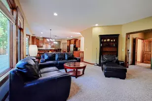 18658 Ponderosa Ct, Eden Prairie, MN 55347 - Photo 23
