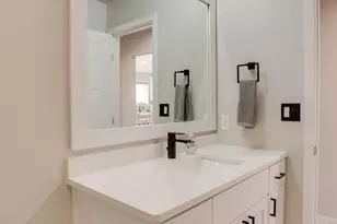 6636 27th St S, Fargo, ND 58104 - Photo 23