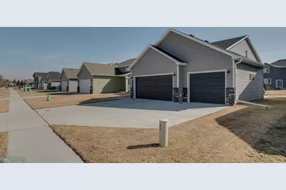 6636 27th Street S, Fargo, ND 58104 - Photo 37