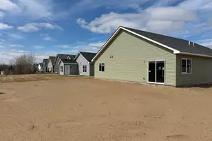 724 Cherrywood Lane Northeast, Isanti, MN 55040 - Photo 5