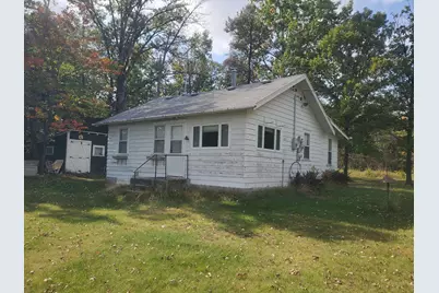 8135 County Road 65 NE, Torrey Twp, MN 56636 - Photo 1