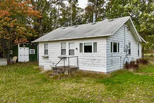 8135 County Road 65 NE, Torrey Twp, MN 56636 - Photo 3