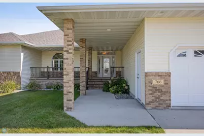 766 36th Street S, Moorhead, MN 56560 - Photo 5