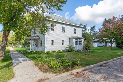 402 2nd Avenue NE, Brainerd, MN 56401 - Photo 1