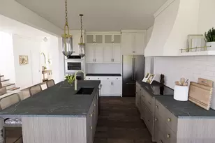 380 Laurel Curve, Golden Valley, MN 55426 - Photo 9