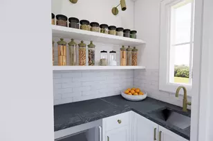 380 Laurel Curve, Golden Valley, MN 55426 - Photo 11