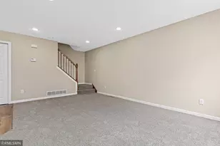 1612 Helena Rd N, Oakdale, MN 55128 - Photo 5