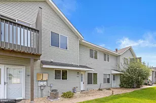 1612 Helena Rd N, Oakdale, MN 55128 - Photo 29