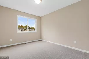 1612 Helena Rd N, Oakdale, MN 55128 - Photo 19