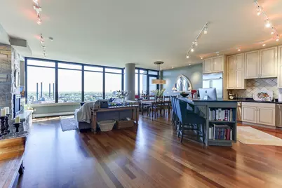 215 10th Avenue S #1008, Minneapolis, MN 55415 - Photo 1