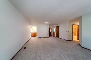 13812 Sunset Lake Dr, Burnsville, MN 55337 - Photo 19