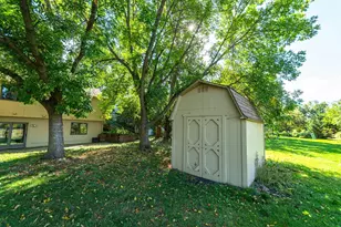 13812 Sunset Lake Dr, Burnsville, MN 55337 - Photo 55